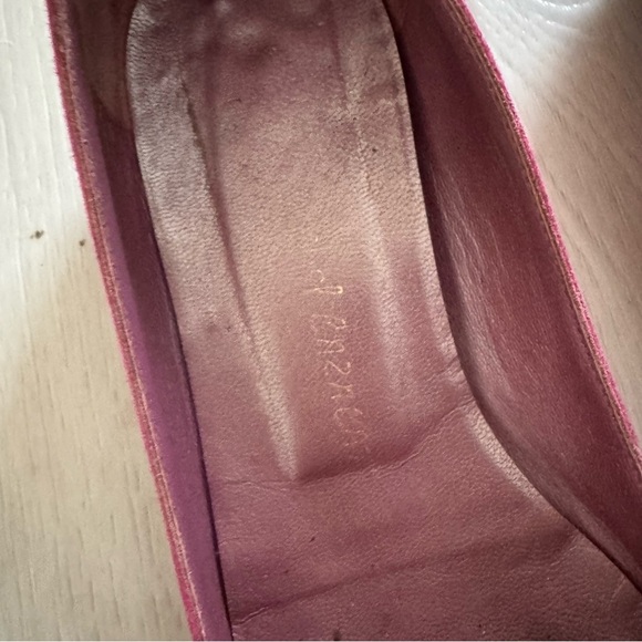 Jean-Michel Cazabat Babette suede kitten block heel in fuchsia - Picture 2 of 9